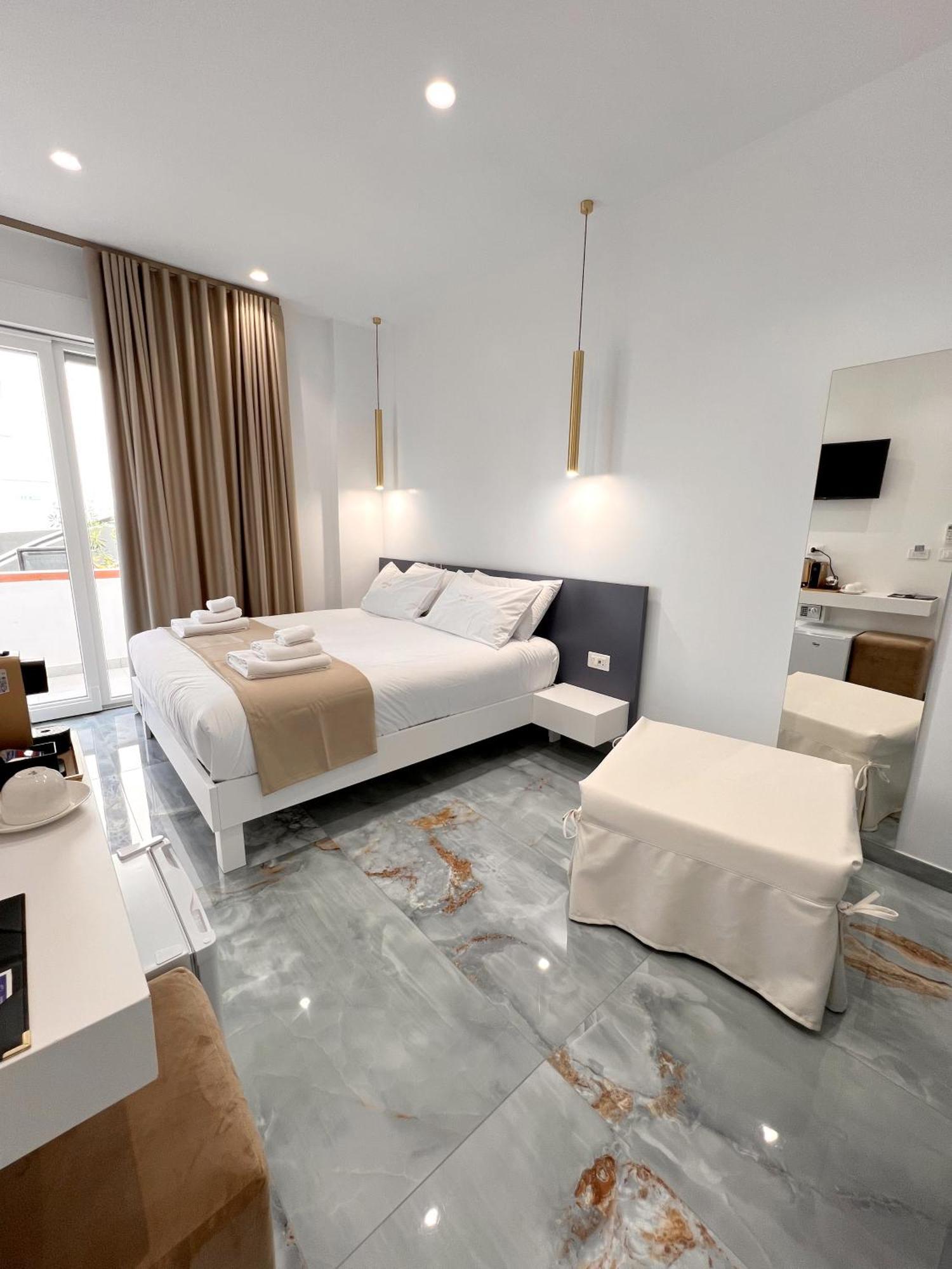 Suite 14 Scalea Ngoại thất bức ảnh