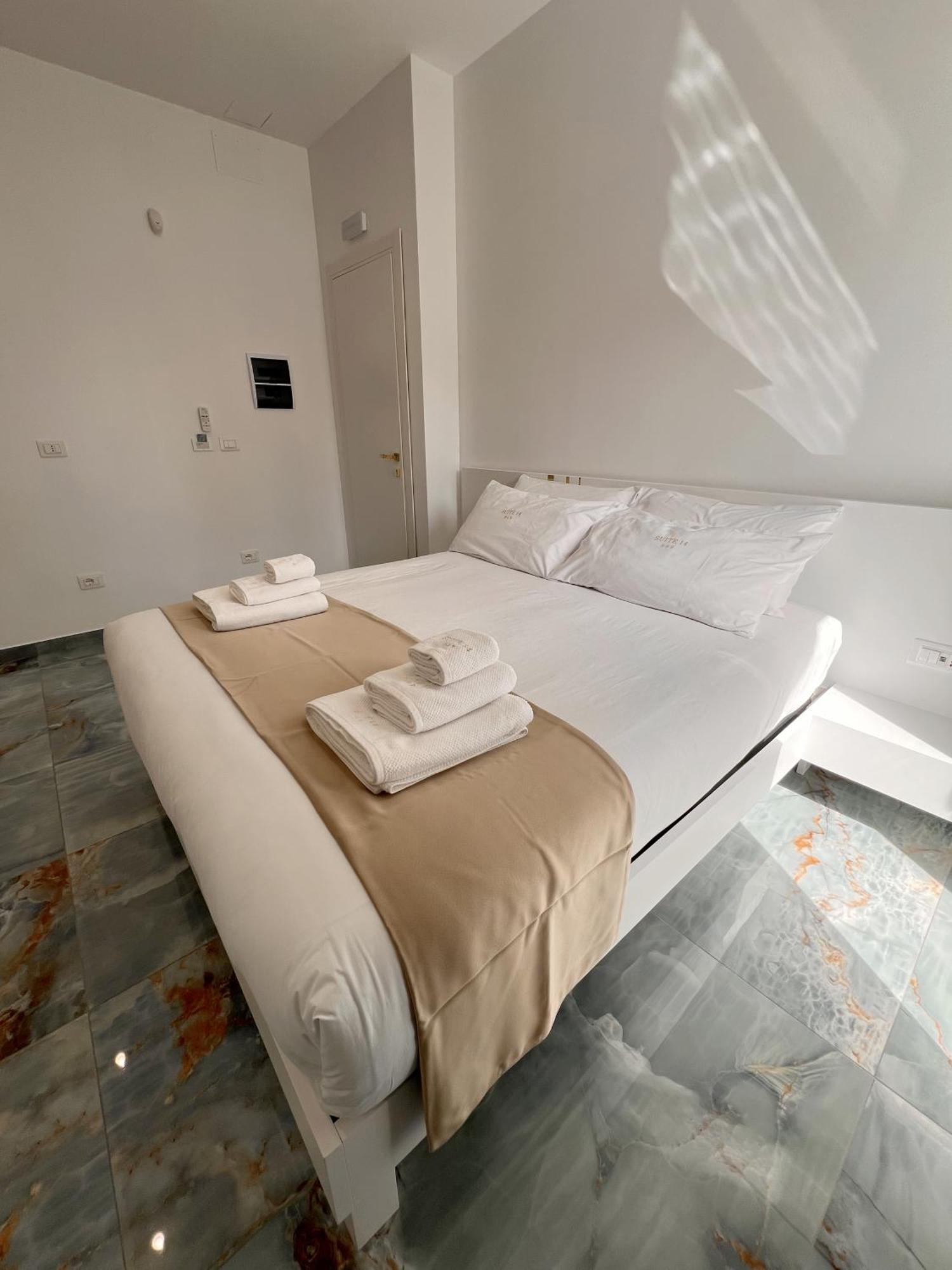 Suite 14 Scalea Ngoại thất bức ảnh